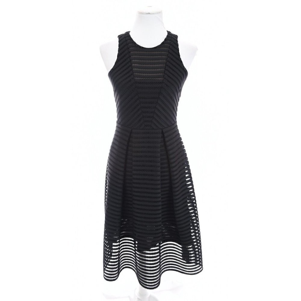 Belle Badgley Mischka Pleated Fit and Flare Black Crochet Mesh Stripe Dress Sz 2